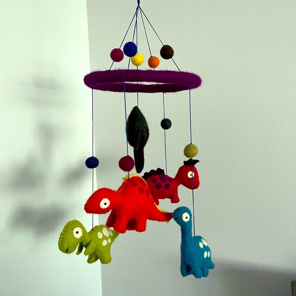 Felt dinosaur baby mobile